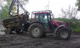 Traktor Valtra