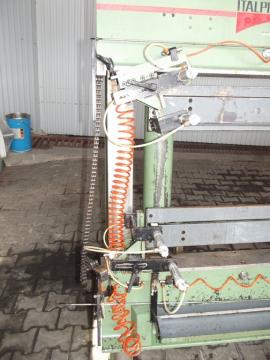 Rámový lis na I-profiloch 2800x2000mm s dodatočnými prítlakm