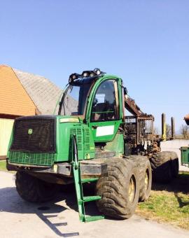Vývozná súprava na drevo JOHN DEERE 1210E