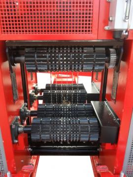 Prodám Rámový Katr RU-570 /8-válcový