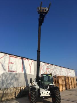 Teleskopický nakladač Bobcat T 3571L