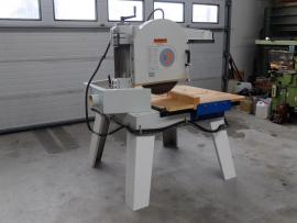 Radiálna skracovacia píla Maggi 700 motor 5,5kW