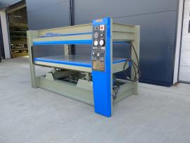 Dyhovací plošný lis ORMA 2500x1300mm vodné ohrievanie