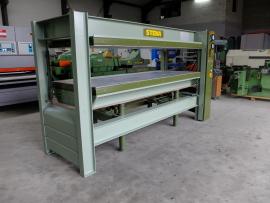 Dyhovací lis STEMA 2500x1000mm plošný vodné ohrievanie