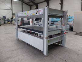 Dyhovací lis Italpresse 2500x1200mm plošný olejové ohrievanie