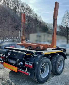 Predám súpravu na prepravu dreva Scania R420 6x6