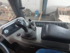 Kĺbový nakladač NEW HOLLAND W80TC