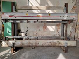 Hydraulický rámový lis ITALPRESSE 3000x1300x150mm