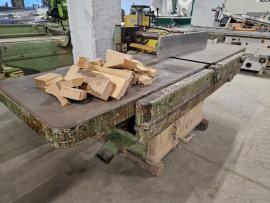 Zrovnávačka liatinová 4-nožová 650mm / stoly 2,50m