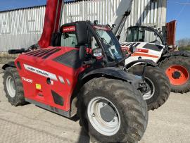 Predám teleskopická nakladače Bobcat a Massey Ferguson