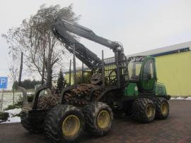 Vyvážecí stroj JD 810