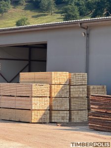 STAVEBNÉ REZIVO – SMREK / JEDĽA – KAMIÓNOVÉ DODÁVKY