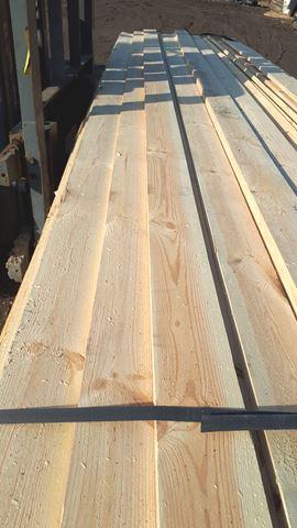 Smrek Stolárske rezivo | Mäkké drevo | Rezivo | Juhos és Juhos Kft
