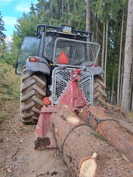Lesný traktor VALTRA T193 |  Lesnícka technika | Drevoobrábacie stroje | KOMITrade s.r.o.