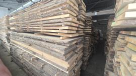 Dub Stolárske rezivo |  Tvrdé drevo | Rezivo | ZEOS Jevíčko s.r.o.